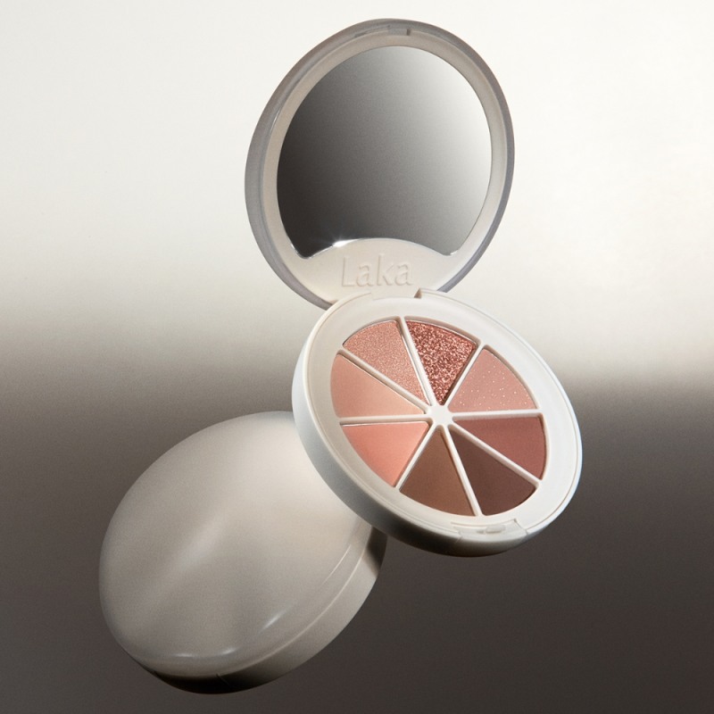 라카 ‘뉴 레벨 아이섀도우 팔레트’