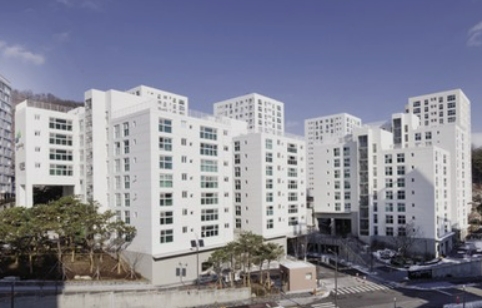 서울 강남구 자곡동 브리즈힐 전경. 이 아파트는 지난 2012년 토지임대부 방식으로 분양했다.