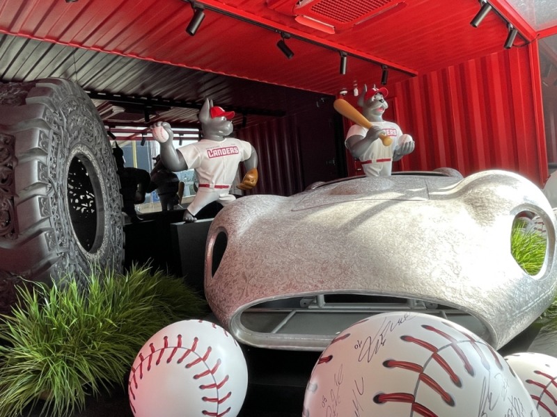 SSG 랜더스, 현대예술과 야구의 만남 ‘빔 델보예 스페셜 전시품’ 설치