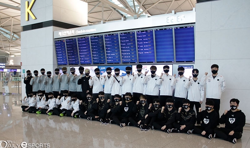 지난 9월 26일 2021 리그 오브 레전드 월드 챔피언십에 참가하기 위해 출국한 LCK 네 팀.