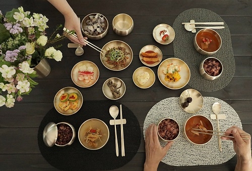 명성유기, 유기그릇의 전통을 잇는 업체 '2021 고객만족브랜드대상' 2연속 수상