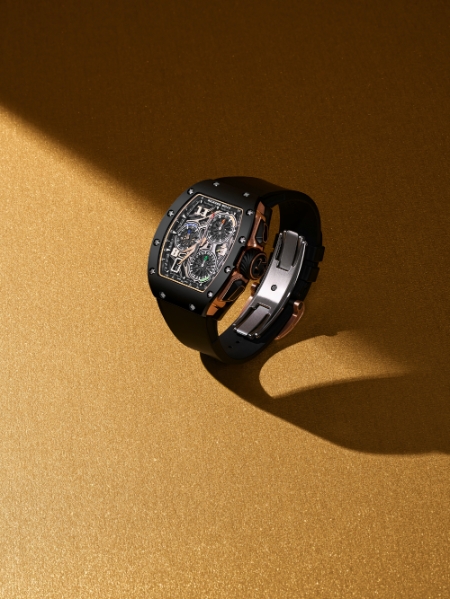 RM72-01 라이프 스타일 인하우스 크로노그래프의 세라믹 모델 런칭