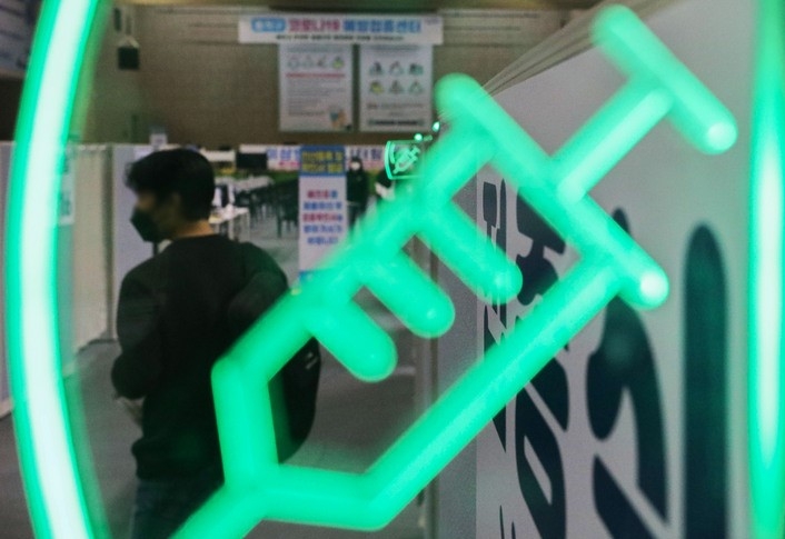 백신 3759만명 접종…전체 인구 73.2%, 1차 접종 79.9%