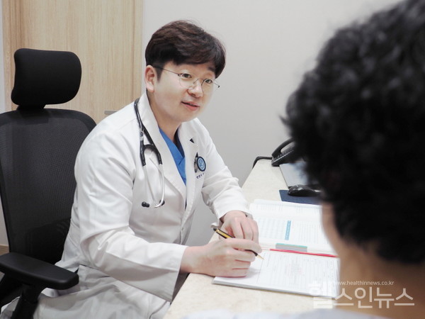 푸르내의원유연각원장