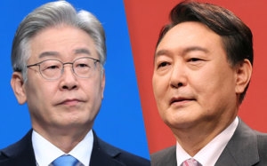 더불어민주당 이재명(왼쪽) 대선후보와 국민의힘 윤석열후보간의 양강구도 대선 대장정이 시작됐다.뉴시스 제공