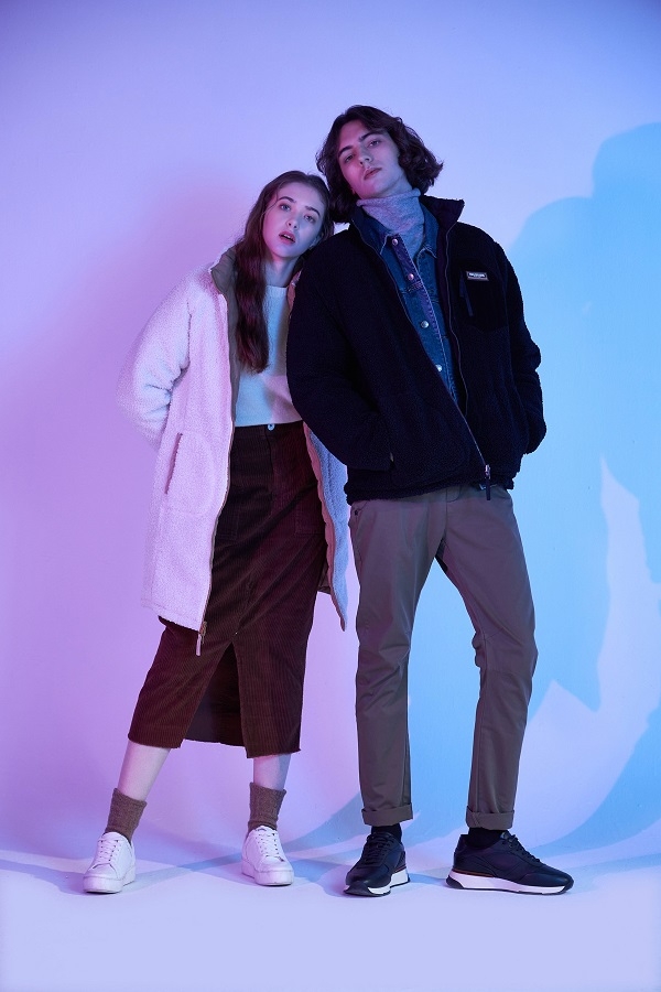 트루릴리젼, 양면 착용 가능 ‘리버시블 플리스 구스다운’ 출시