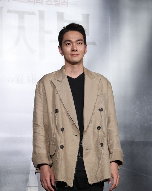 탤런트 이규한, 폭행설 해명..."목숨걸고 폭행·폭언 안해"