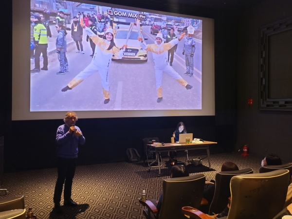 김하종 신부∙양영은 기자, 이든앤앨리스마케팅 사내교육 프로그램에서 강연 진행