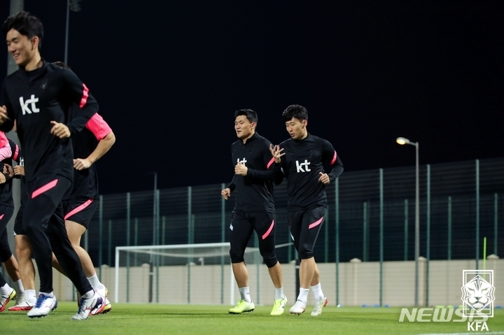 축구대표팀의 손흥민과 김민재. (사진=대한축구협회 제공)