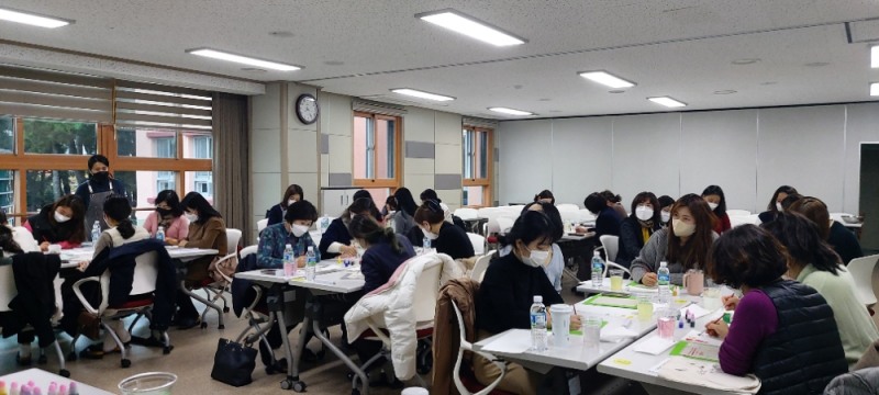 제주유아교육진흥원, '교원 정서회복 예술공감 직무연수' 실시