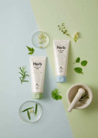 애경산업, 샤워메이트 네이키드 허브 폼 클렌저 출시