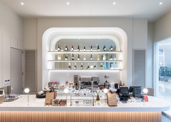 이비티(ebt), 스타필드 하남 매장 오픈