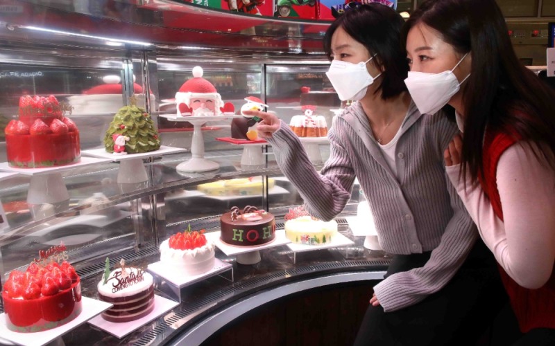 [비욘드포스트 포토] 파리바게뜨, 한정판 크리스마스 케이크 사전예약 전년 대비 3배 증가