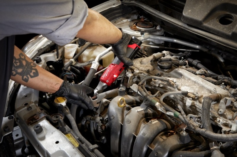 밀워키, 힘과 스피드 모두 강화한 전동 라쳇 선보여