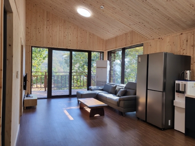 흑석산 숲속의 집 모습 (사진제공 = 해남군)