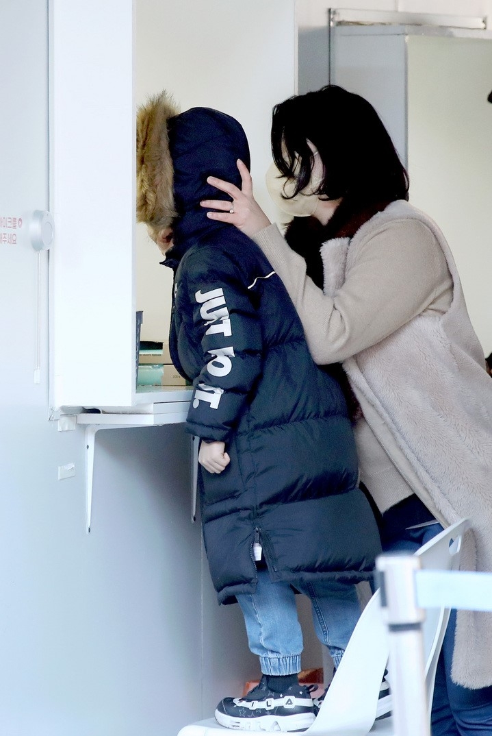 천안, 어린이집·병원 집단감염 잇따라…주말 124명 확진