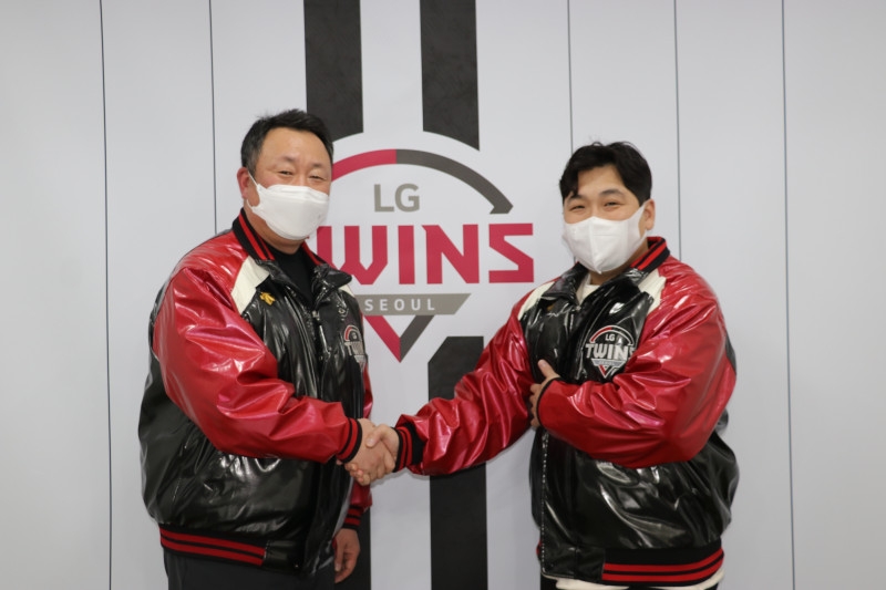 백업포수 FA 허도환, 우승팀 kt에서 총액 4억원에 LG로 자리 옮겼다…보상선수로 빠진 김재성 공백 메울 듯