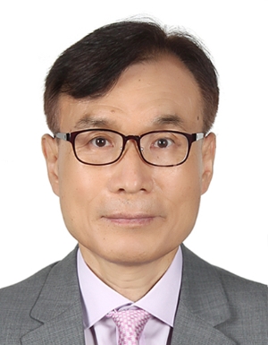 조충행 신용보증기금 상임이사./ 사진 제공 =