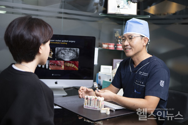 에스플란트치과병원손병섭원장