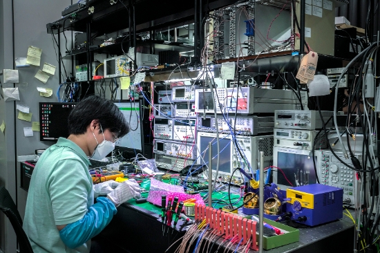 SKT 양자 암호, 병원서 산업현장까지 인프라 대거 구축…'철통 보안'