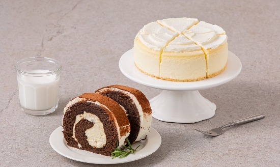 SSG닷컴이 온라인에서 단독 판매하는 스타벅스 홀케이크