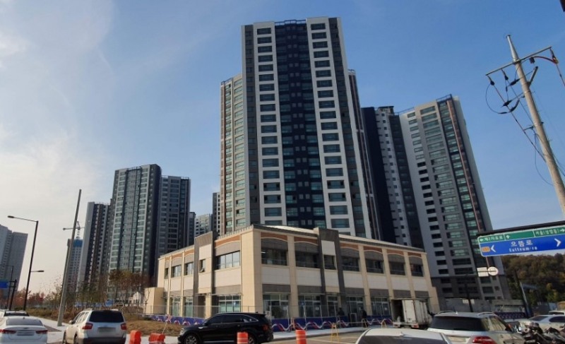 대방건설, 고양 덕은지구 ‘DMC 디에트르 한강’ 단지 내 상가 공개 입찰