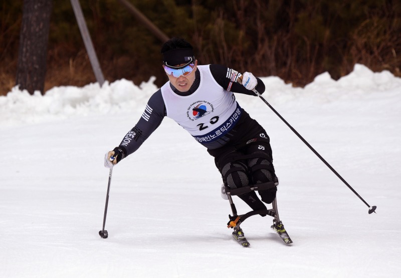 제19회 전국장애인동계체전 개막--2018평창패럴림픽 금메달리스트 신의현 2년 연속 금메달. 김민영 바이애슬론서 체전 첫 금메달 영광