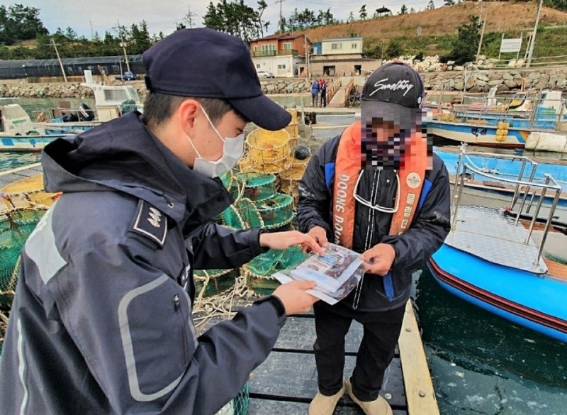 완도해양경찰서는 해양 사고 예방과 국민 안전의식 제고를 위해 2월 14일부터 4월 22일까지 해양안전 저해사범 특별단속을 실시한다고 밝혔다. (사진제공 = 완도해양경찰서)