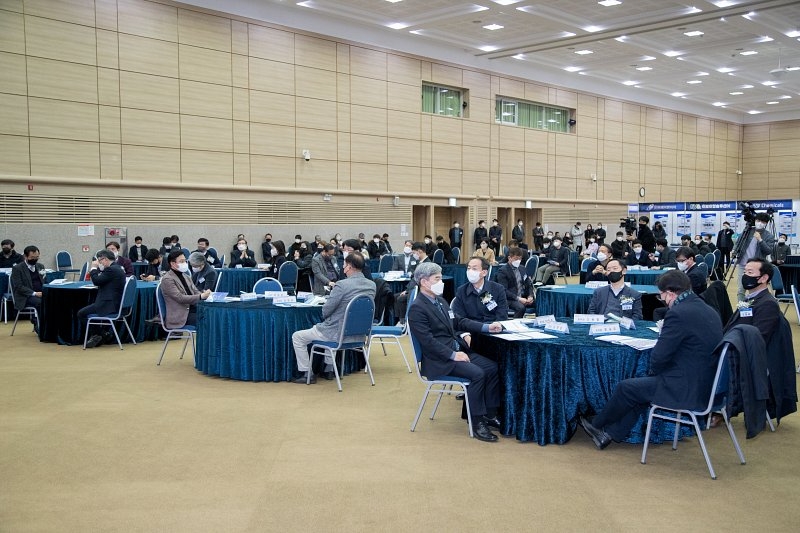 ‘2021년 전북 군산 강소특구 육성사업 성과발표회’ 모습 (사진제공 = 군산시)