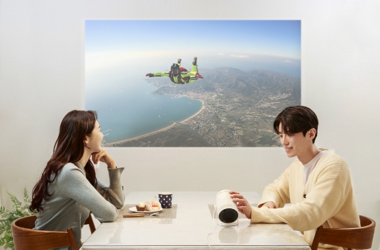 英 IT매체들, 삼성전자 포터블 스크린 ‘더 프리스타일’ 호평