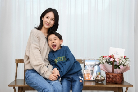 KT&G, 화웨농가 통해 임직원 자녀 555명에 입학 선물…'가화만社성' 실천