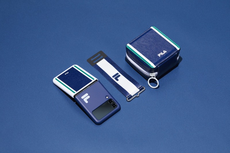 휠라-SK텔레콤 ‘갤럭시 Z플립3 FILA 에디션’ (사진제공=휠라)
