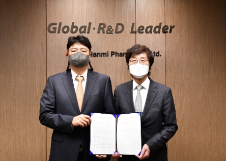 한미약품, PHC와 맞손 ‘타액검출 코로나19 검사키트’ 수출 추진