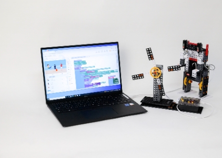 KT, 교육 플랫폼 'KT AI 코딩블록' IoT 키트 출시…"미래기술 통찰력 확보"