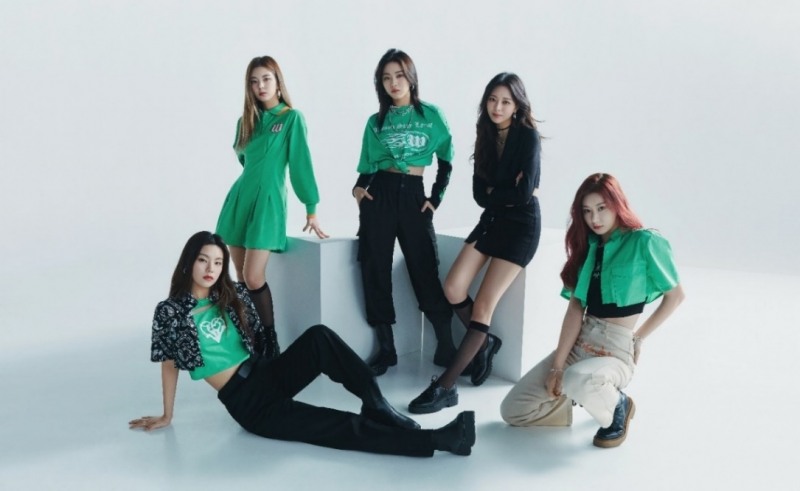 패션 브랜드 H&M, 그룹 ITZY(있지) 모델로 선발
