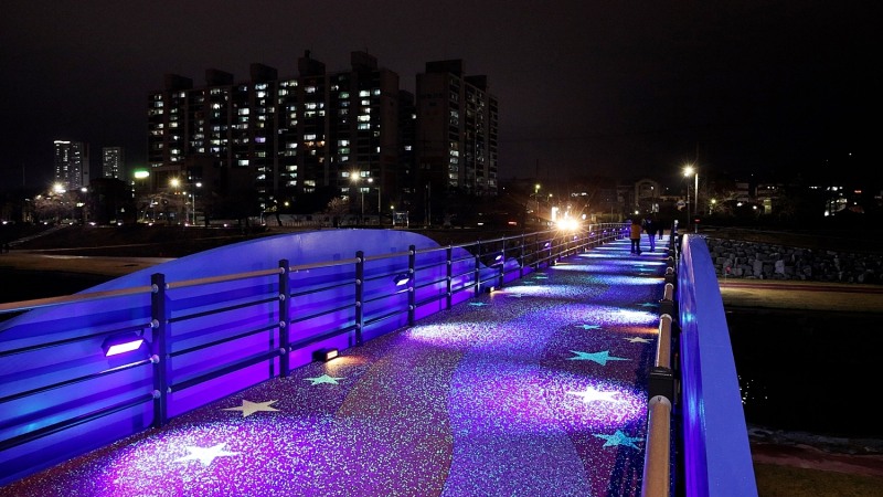 은하수 경관조명 모습 (사진제공 = 정읍시)