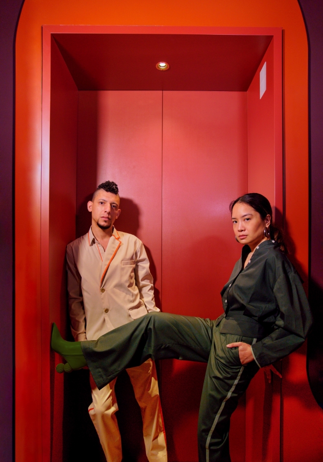 더 스탠더드 방콕 마하나콘, 태국 탑 패션 하우스와 콜라보레이션 발표