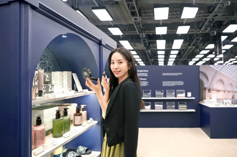 넷마블힐러비 'V&A 뷰티’, 더현대 서울 팝업 스토어 오픈