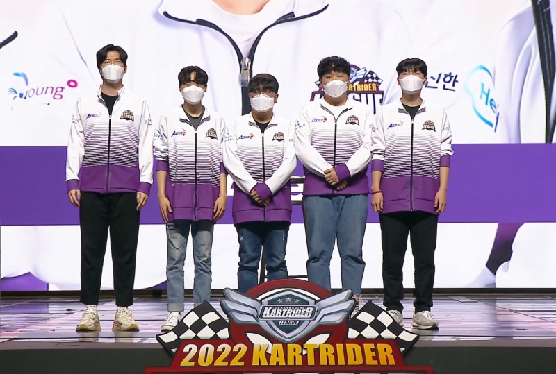 악셀즈.