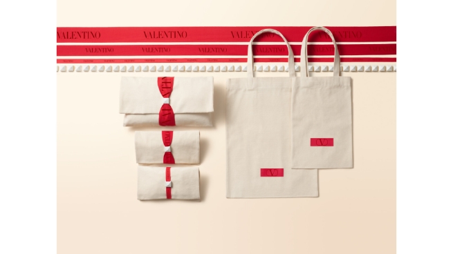 카카오톡 선물하기, ‘발렌티노 뷰티’ 국내 온라인몰 최초 정식 입점