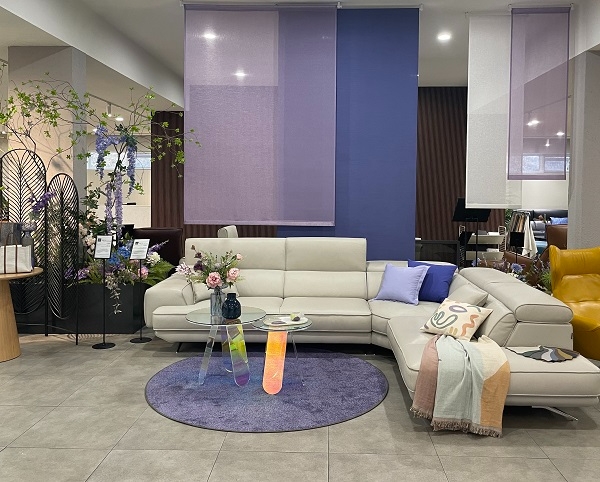 사진=앰블럼 코너형 비텔로 슈렁큰 통가죽소파