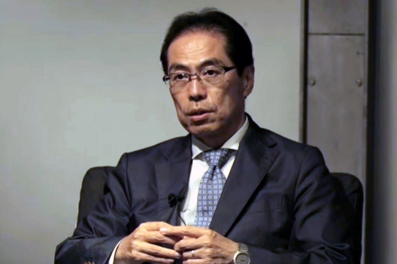 한국의 새 대통령 취임이 한일 경제 관계 개선에 도움이 될 것이라고 예측한 코가 시게아키 〈사진=THE PAGE 유튜브 공식 채널 영상 '元経産官僚·古賀茂明に聞く'国家の暴走〜安倍政権の世論操作術' 캡처〉