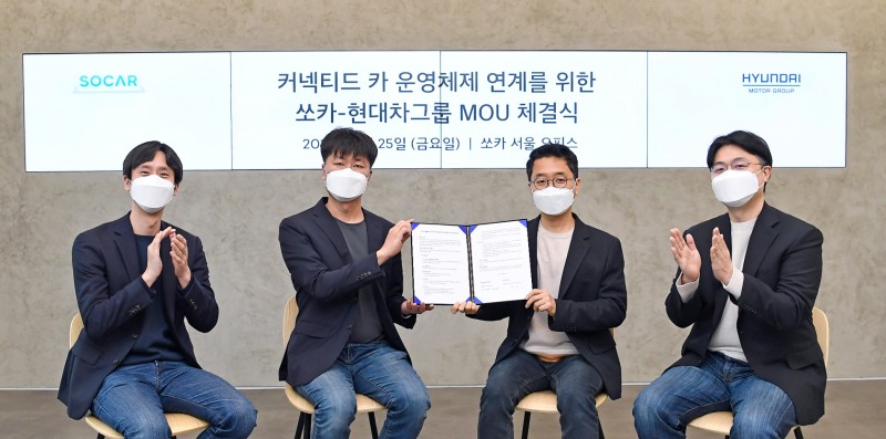 (왼쪽부터) 쏘카 박재욱 대표이사, 쏘카 류석문 CTO, 현대차 권해영 인포테인먼트개발실장, 현대차 추교웅 인포테인먼트개발센터장/사진 제공 = 현대자동차