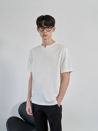 베이직하우스의 ‘수피마 티셔츠 3종 세트’