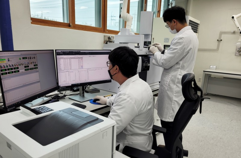 잔류농약 성분분석 모습 (사진제공 = 나주시)