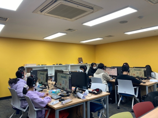 스마일게이트_퓨처랩 온라인 진로 프로그램