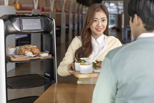 스토랑, AI 인공지능 서빙 로봇 ‘고돌쇠’ 론칭