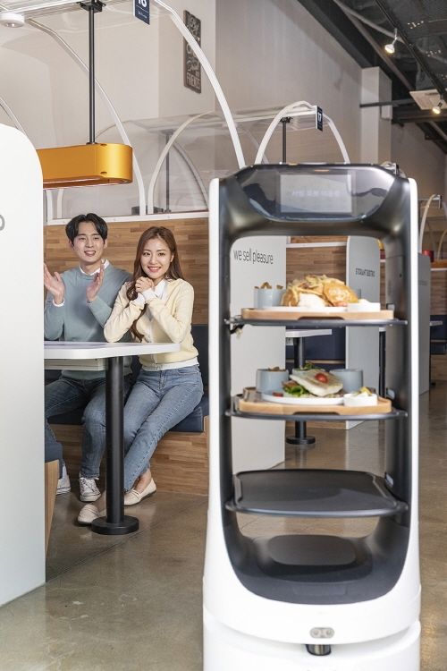 스토랑, 인공지능 서빙 로봇 ‘고돌쇠’ 외 신제품 4종 출시