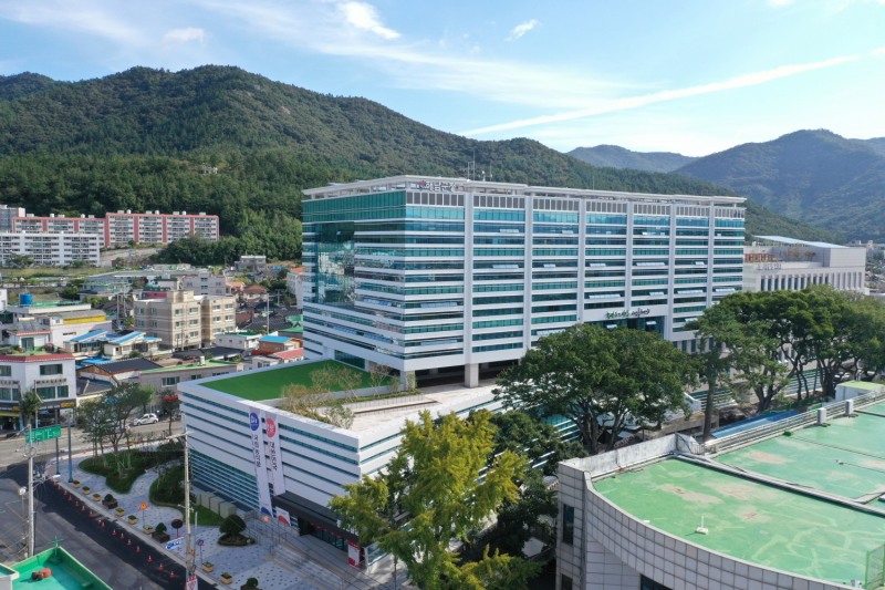 해남군신청사 (사진제공 = 해남군)