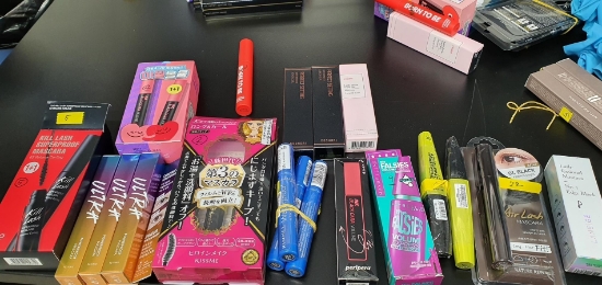 시중 마스카라와 흑채 모습. / 사진 = 경기도뉴스포털